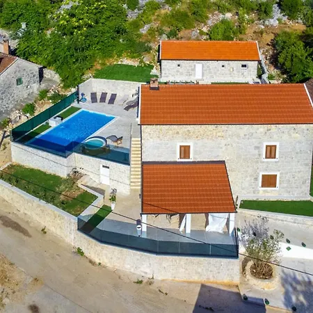 Marina Neretva By Guide Villa